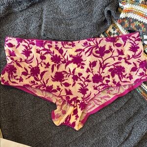 Victoria's Secret Pink Floral Lace Boyshorts